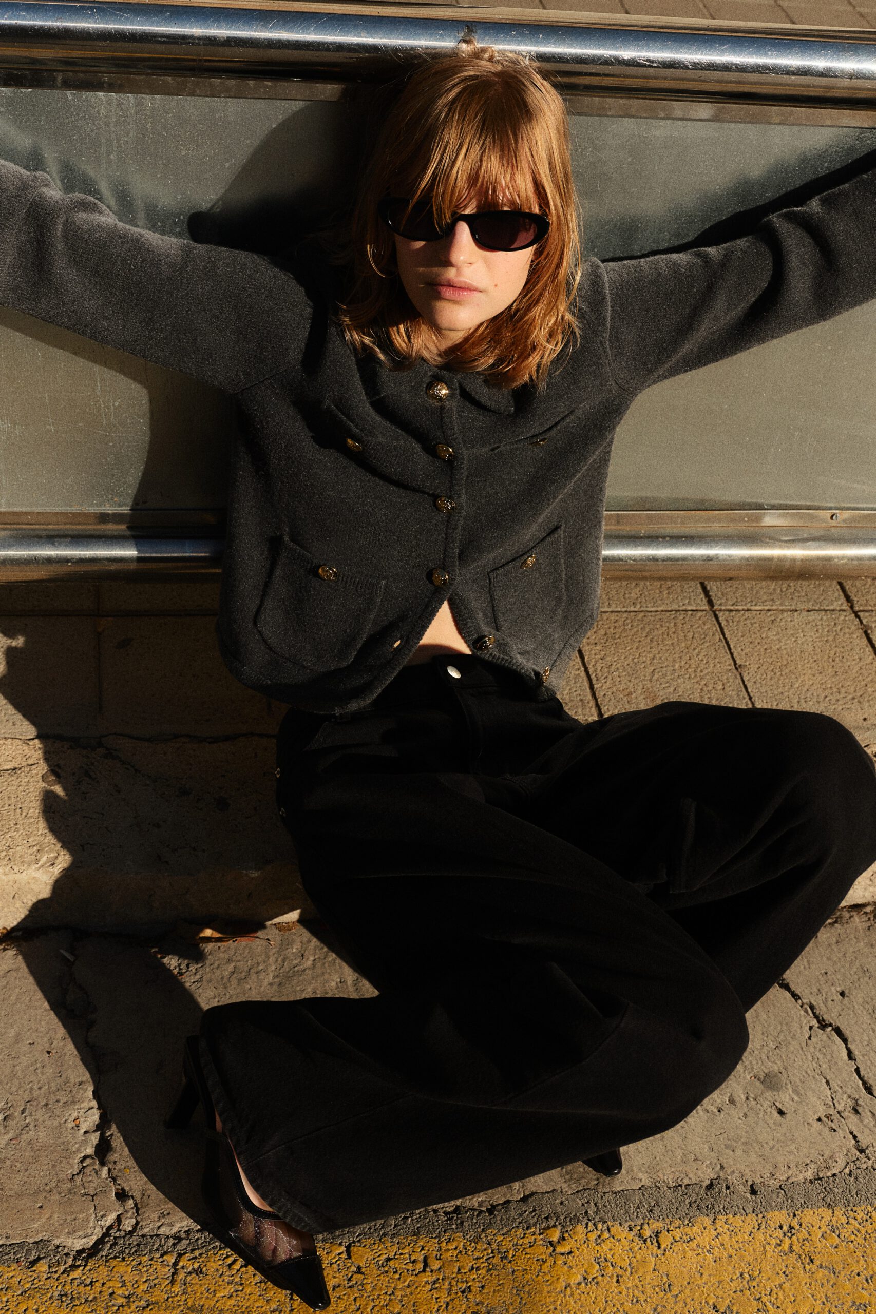 pocket front collared cardigan