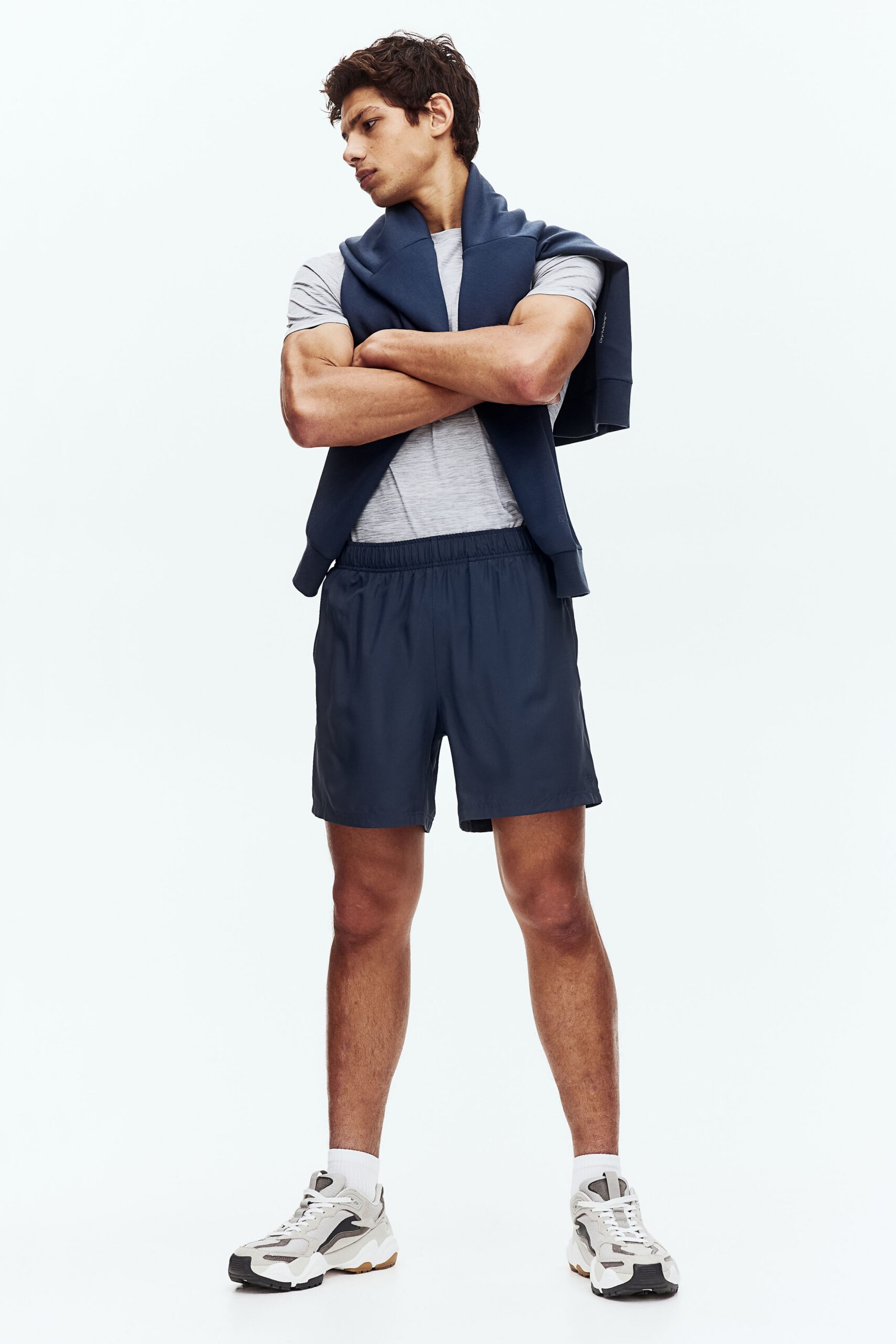 mid length activewear shorts with drymove™